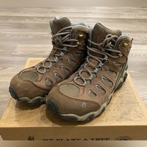 Women’s Sawtooth II Mid B-Dry Waterproof size 8 Wide
